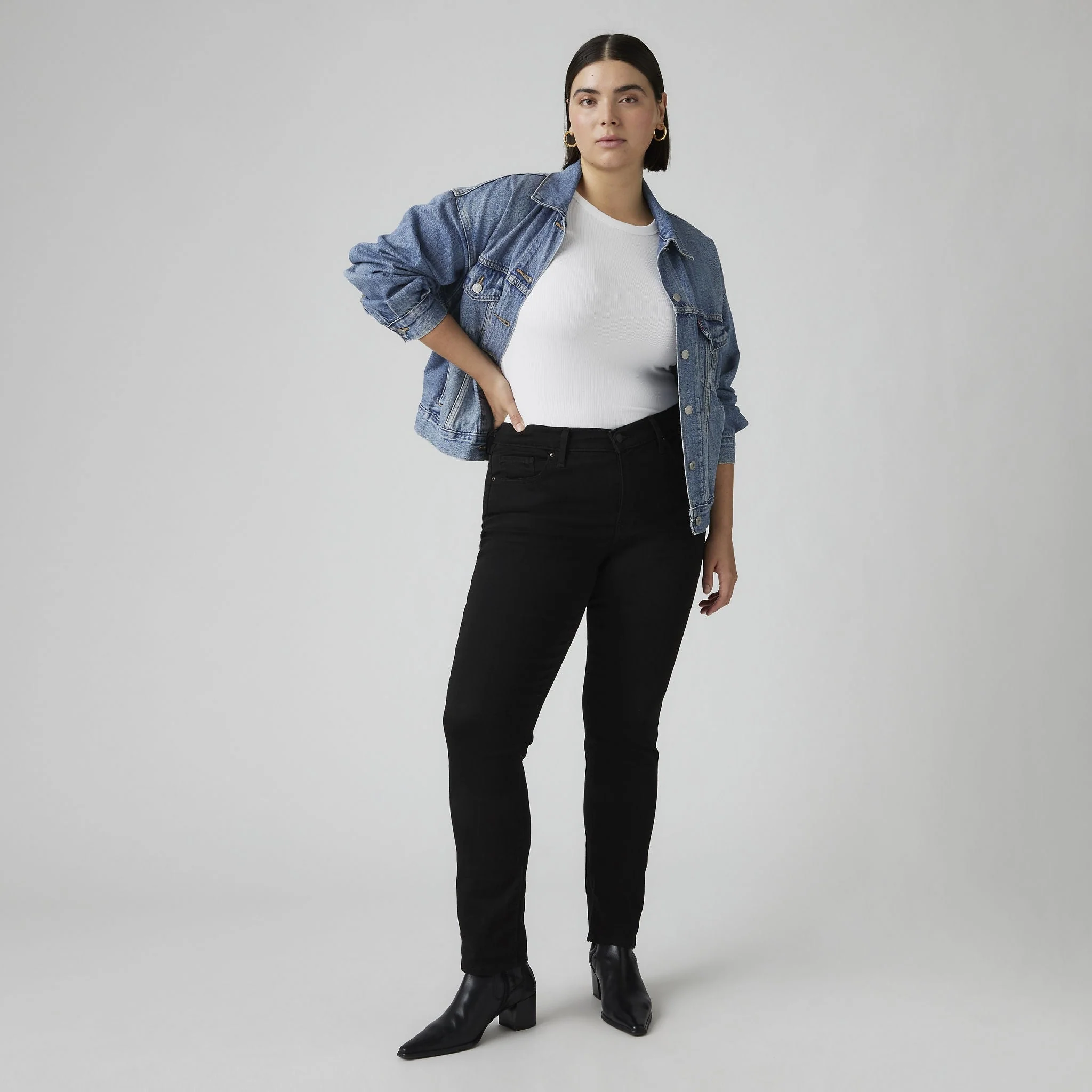 Levi’s® Women's 312 Shaping Slim Jeans - Image 12