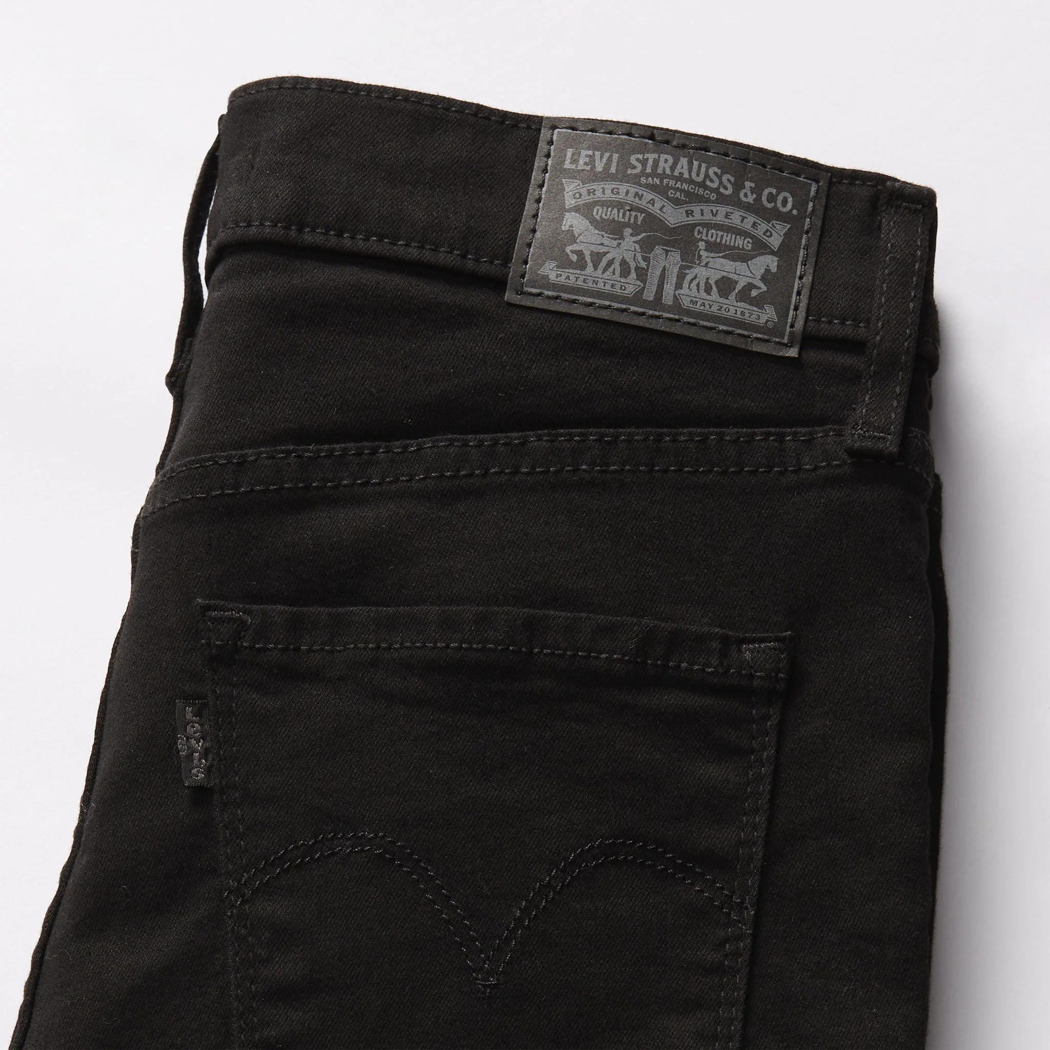 Levi's® Women's 314 Shaping Straight Jeans - Image 21