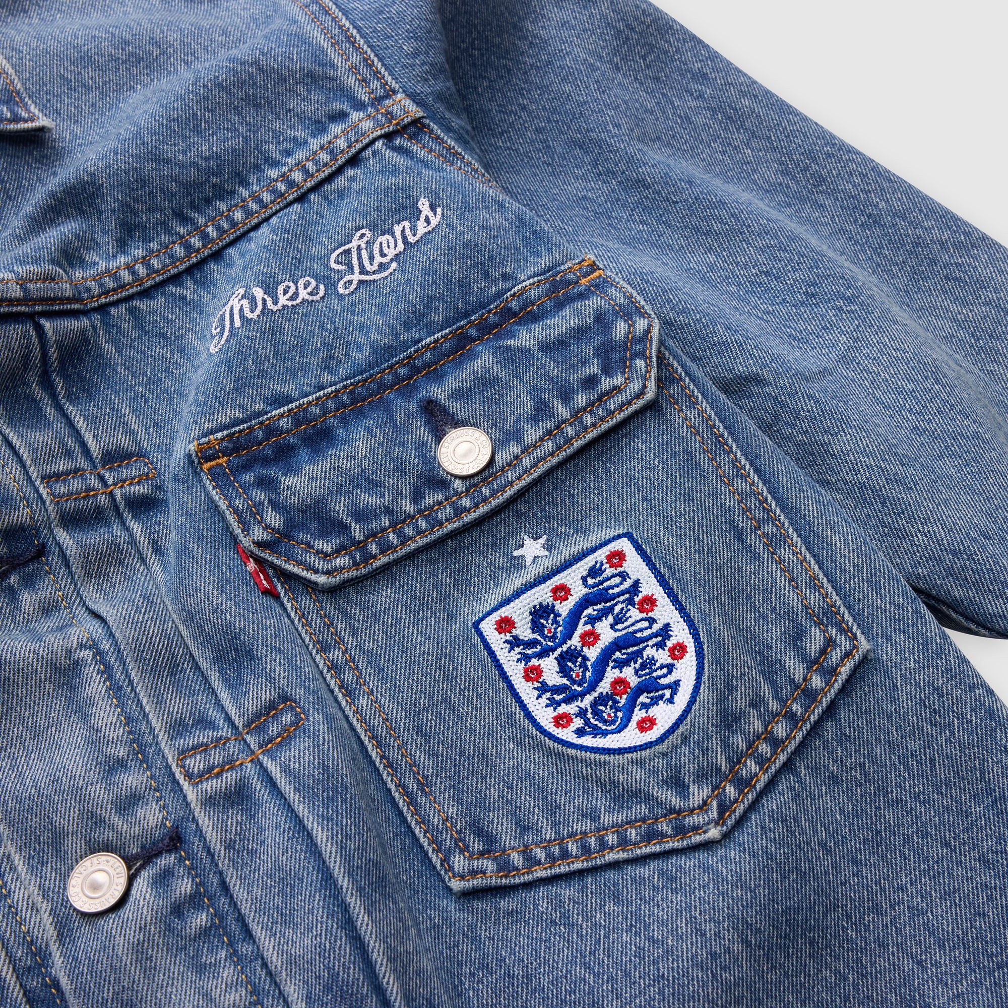 Levi's® England Football Type II Trucker Jacket - Image 12