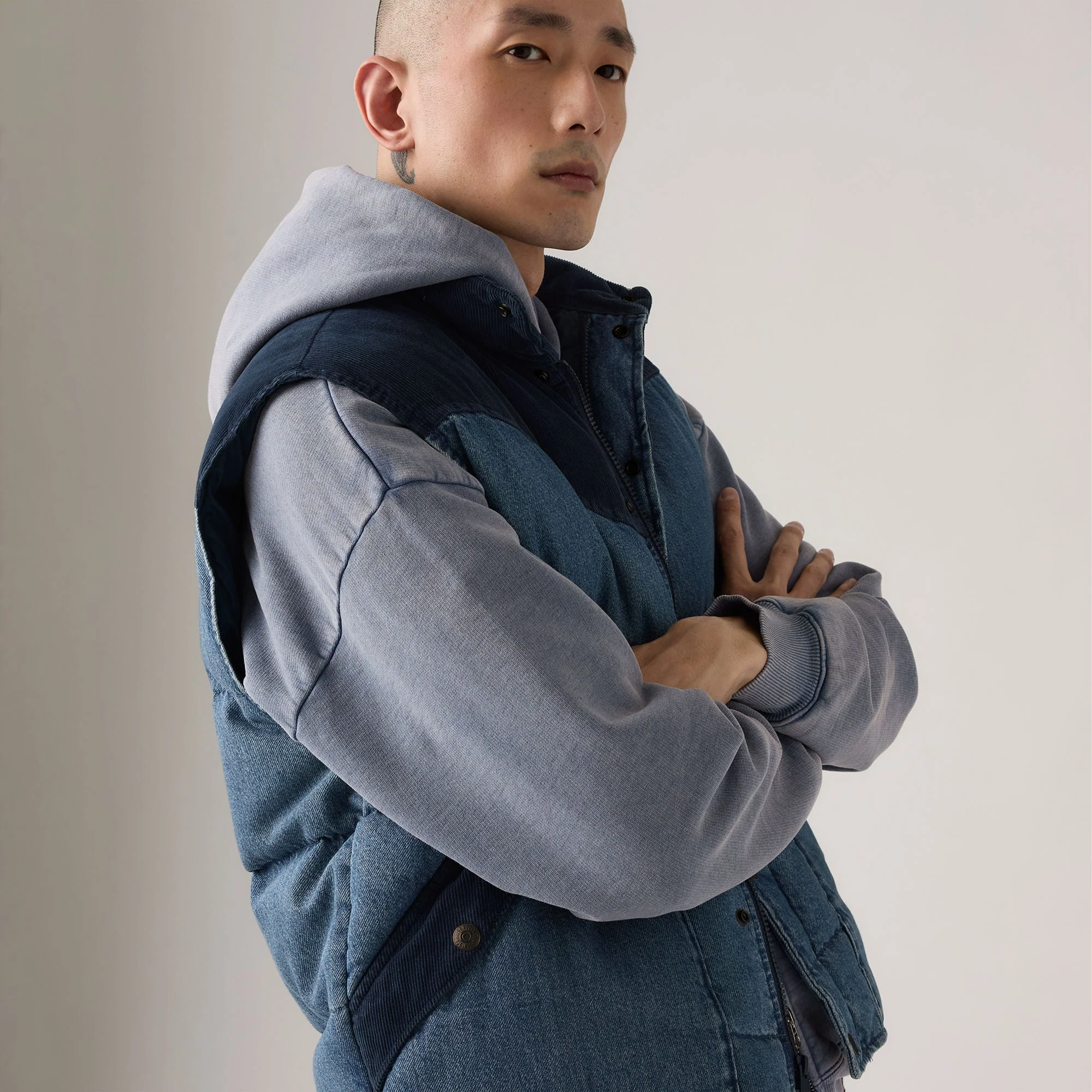 Levi's® Men Wild West Vest - Image 4
