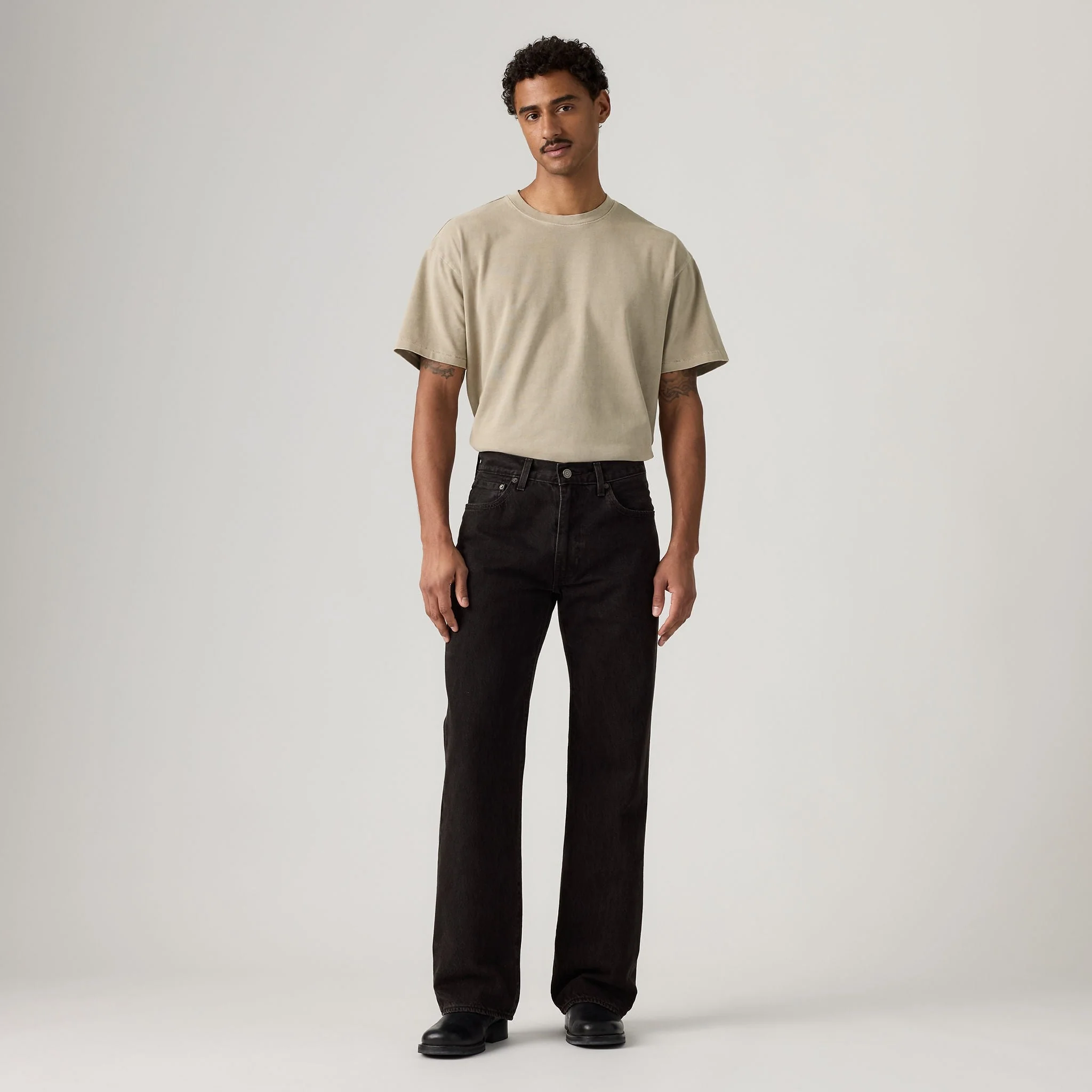 Levi's® Men's 567™ Relaxed Flare Jeans - Image 3