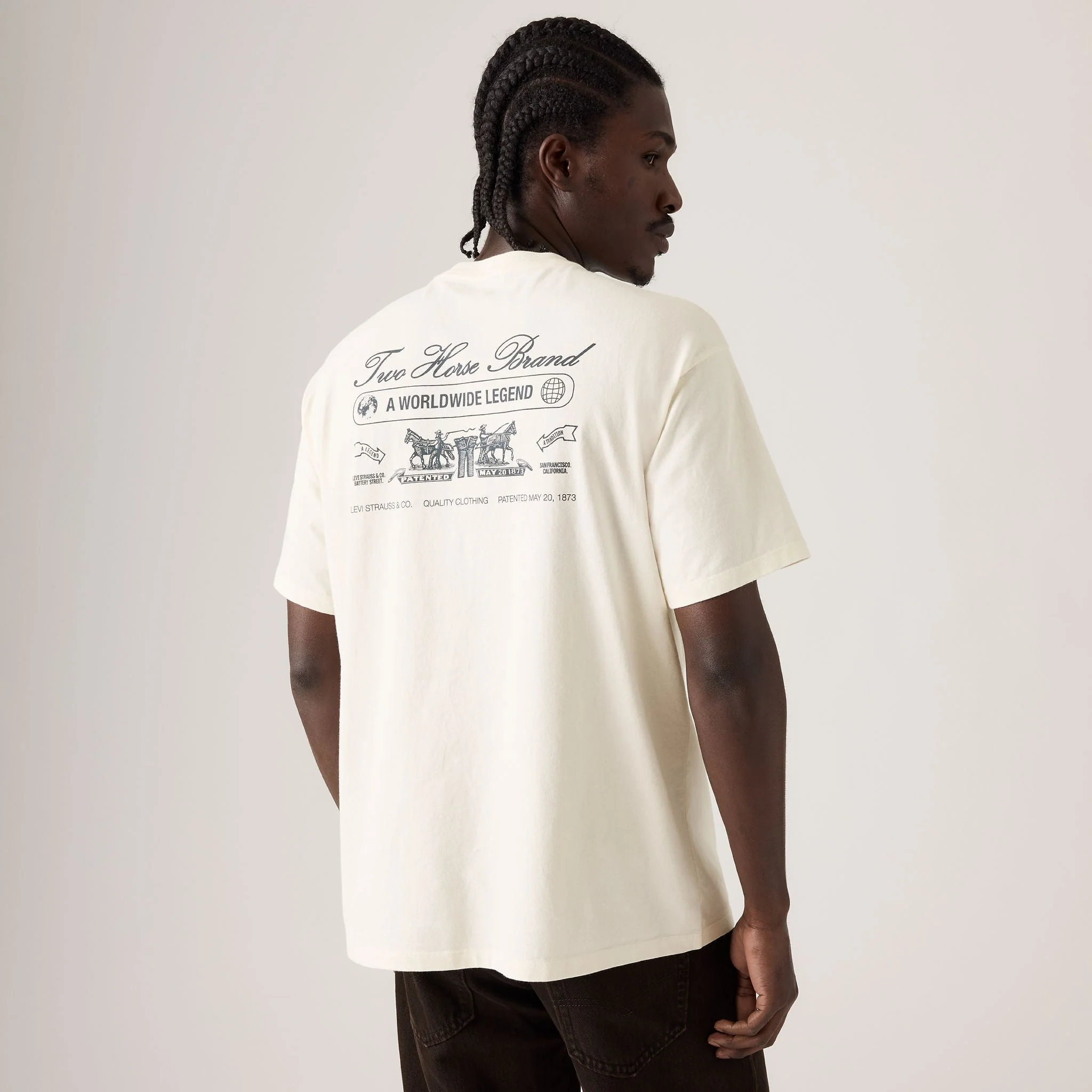 Levi's® Men's Graphic Vintage Fit Pocket Tee