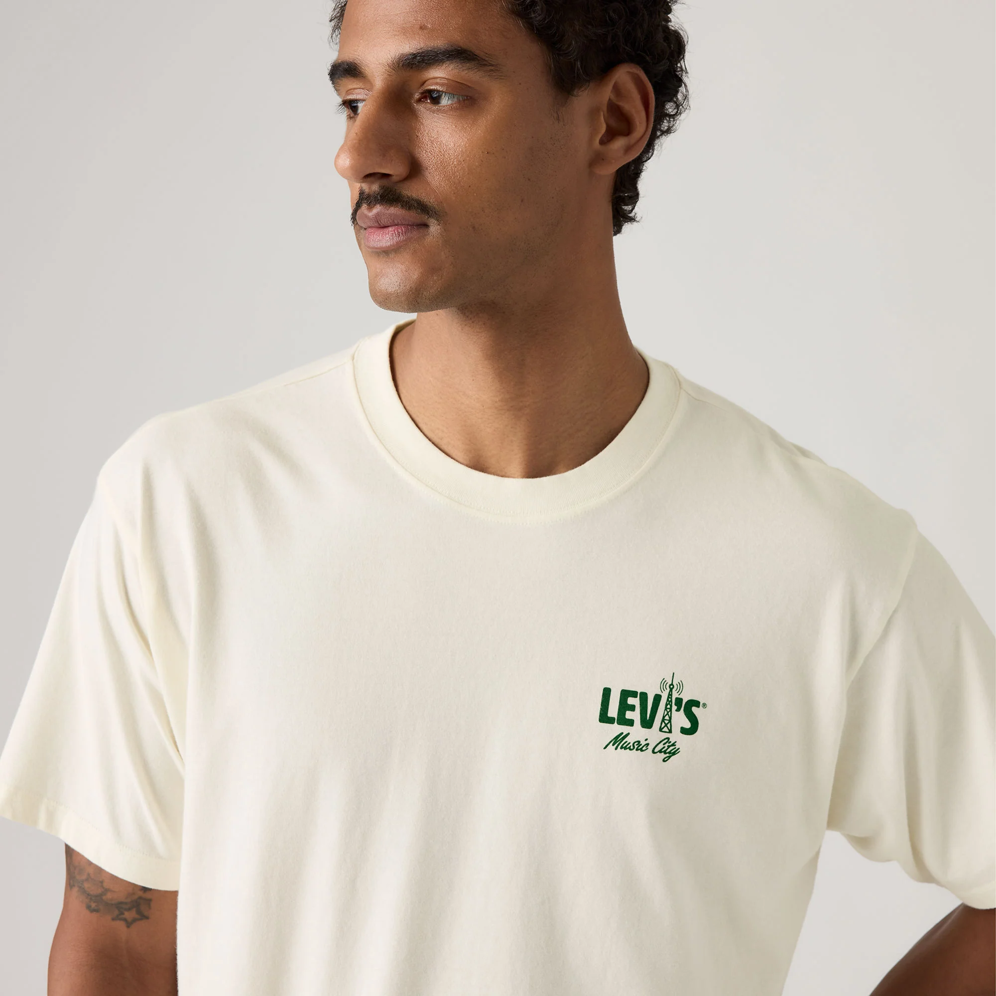 Levi's® Men's Graphic Vintage Fit T-Shirt