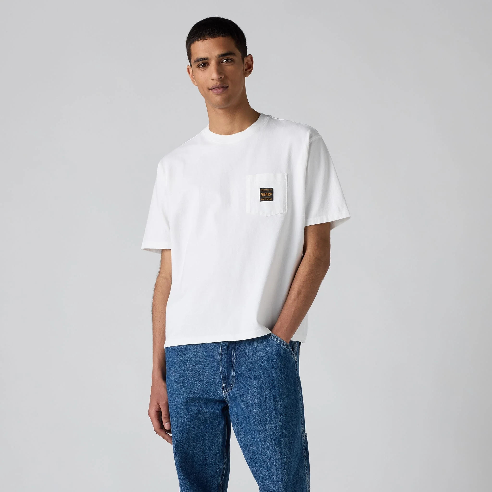 Levi's® Men's Short-Sleeve Workwear Pocket T-Shirt - Image 3