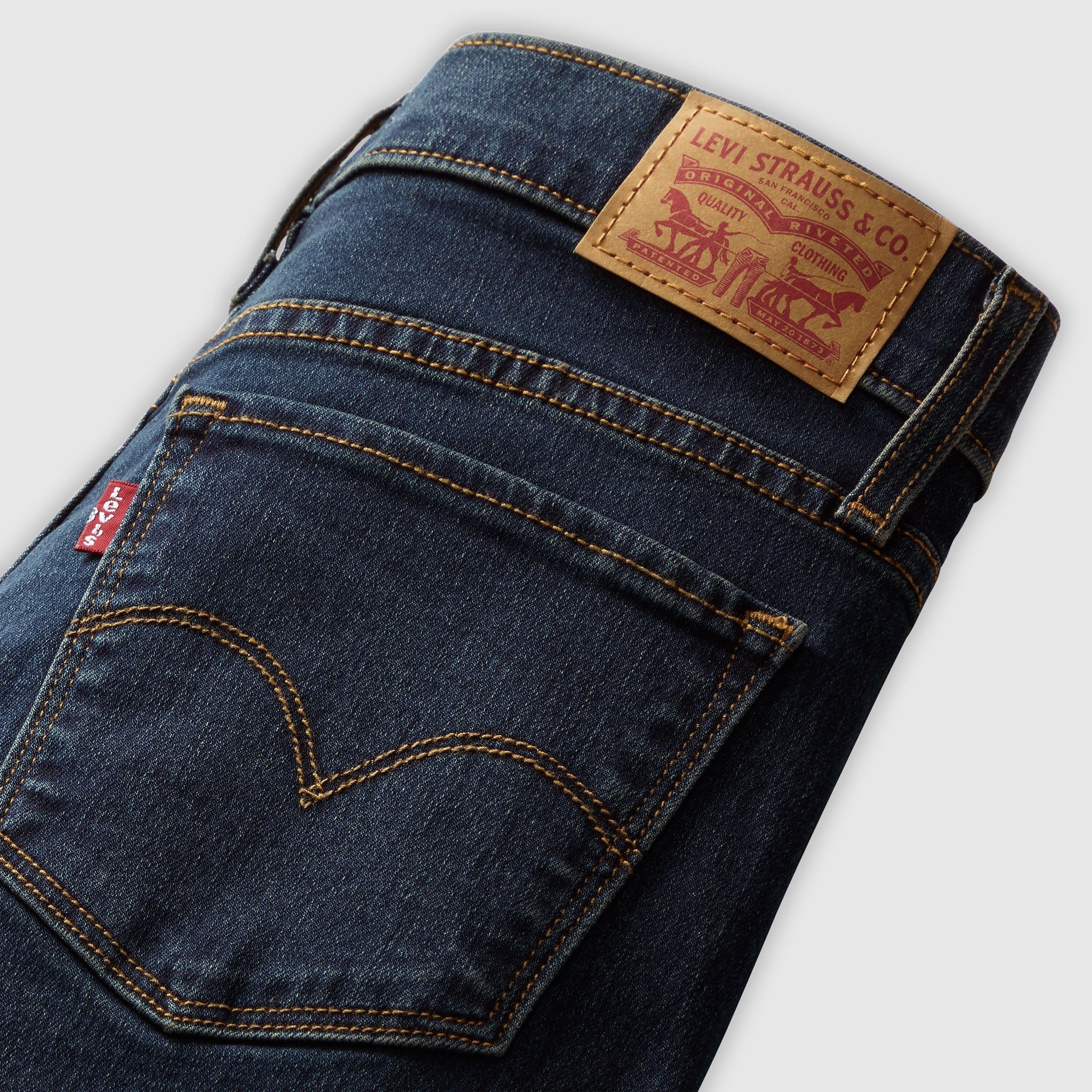 Levi's® Women's 314 Shaping Straight Jeans - Image 7