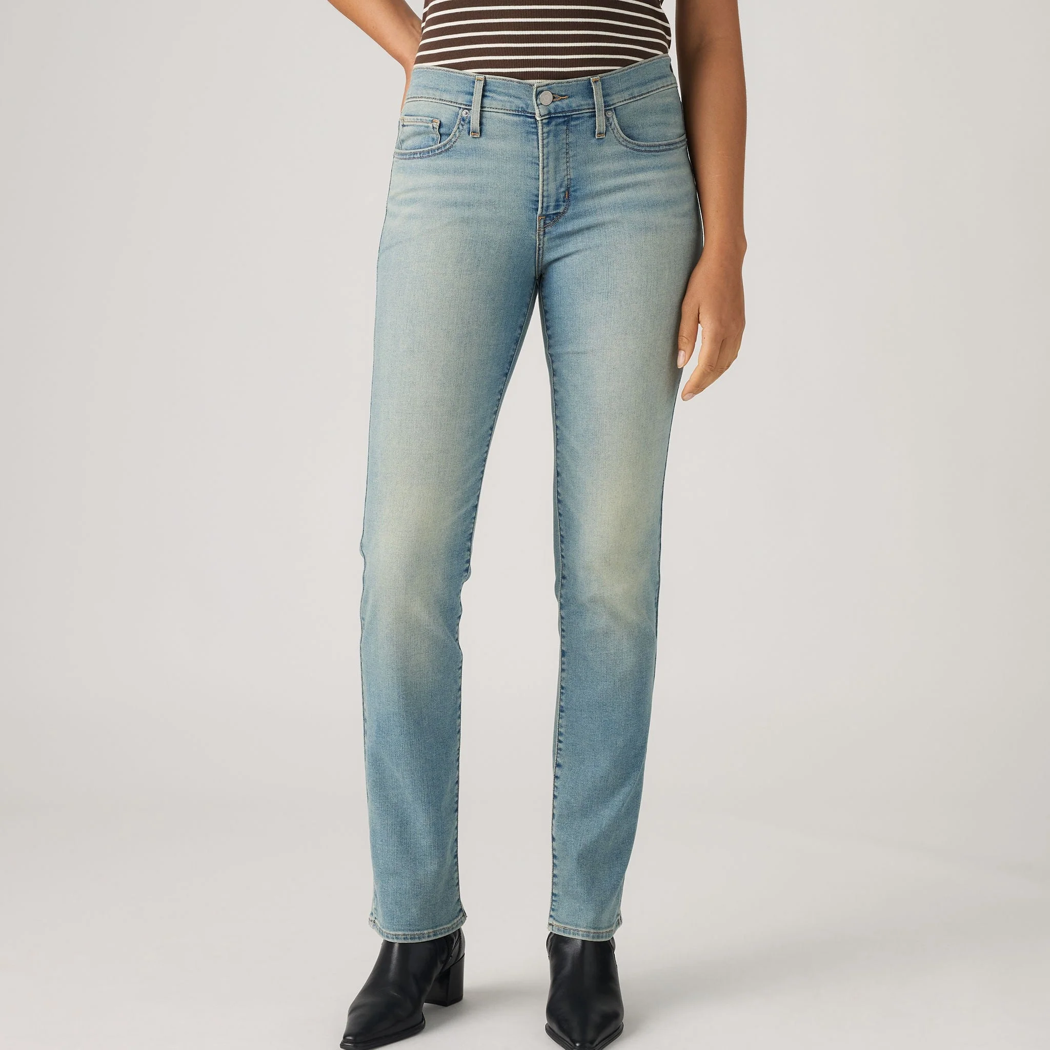 Levi's® Women's 314 Shaping Straight Jeans - Image 5