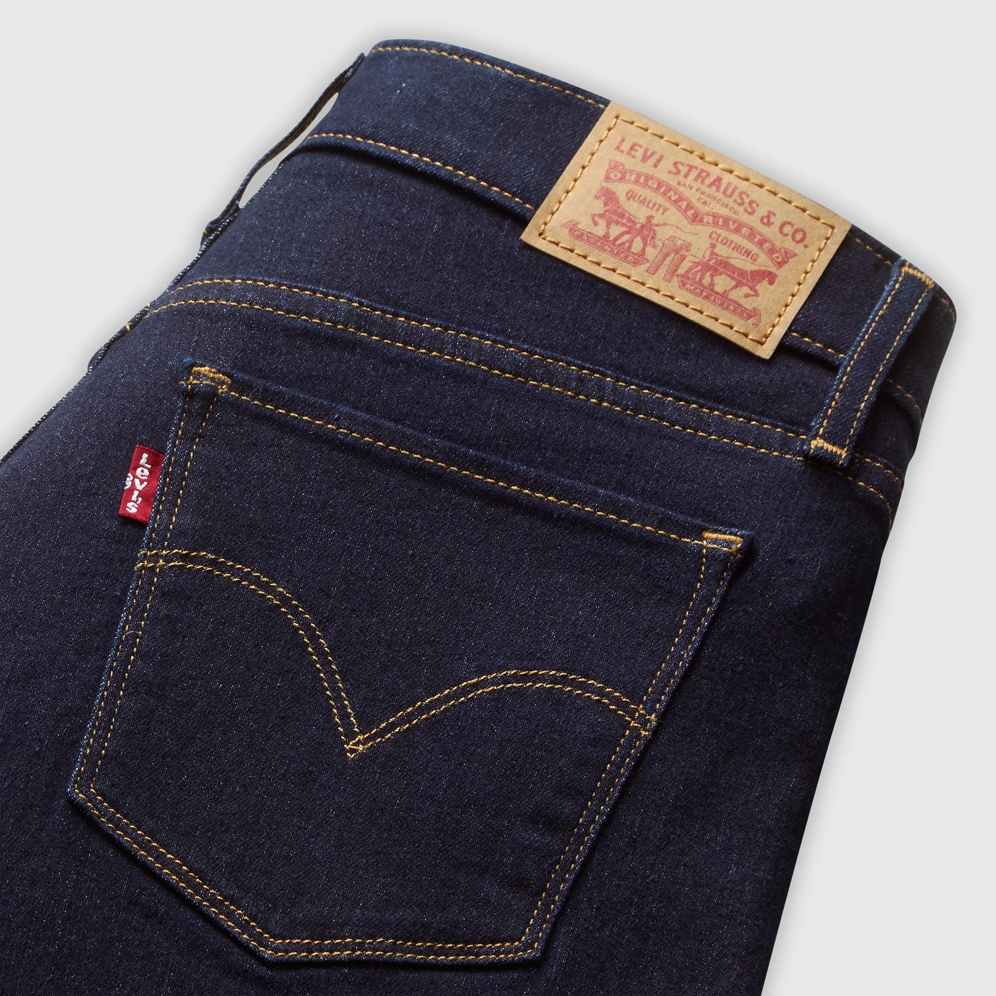 Levi's® Women's 318 Shaping Wide-Leg Jeans - Image 7