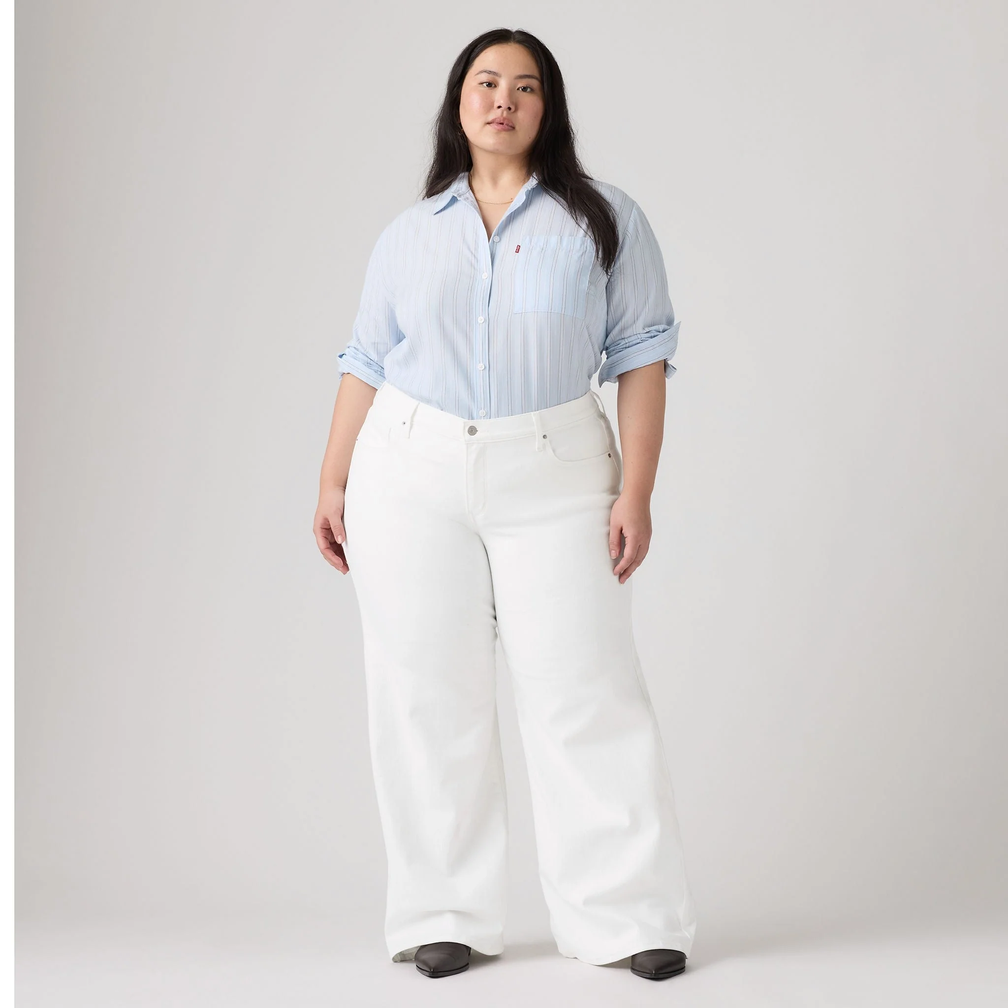 Levi's® Women's 318 Shaping Wide-Leg (Plus Size) - Image 3