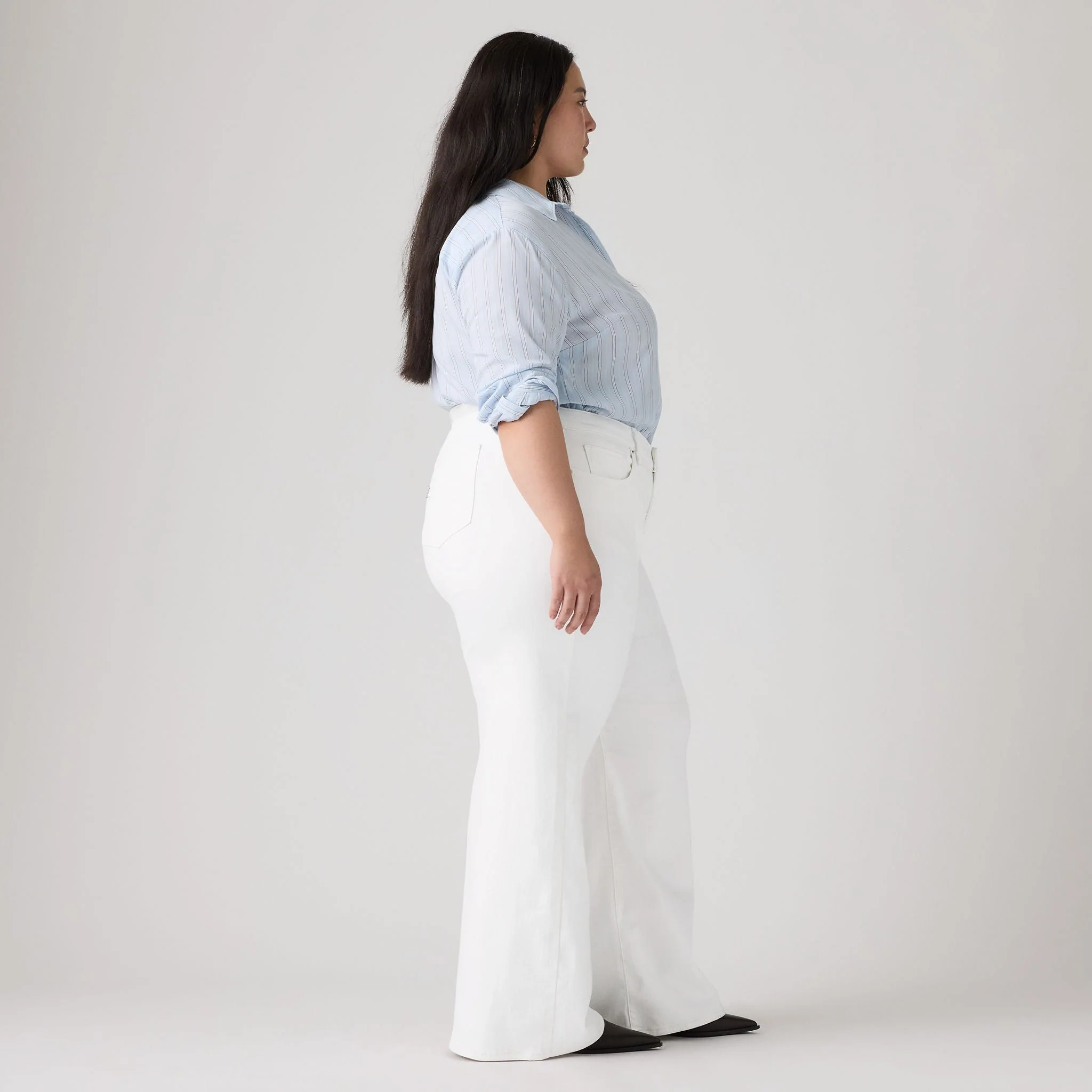 Levi's® Women's 318 Shaping Wide-Leg (Plus Size) - Image 4