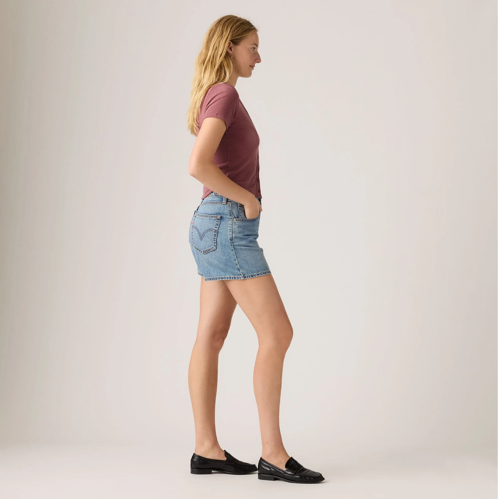 Levi's® Women's Cinch Mid-Thigh Shorts - Image 3