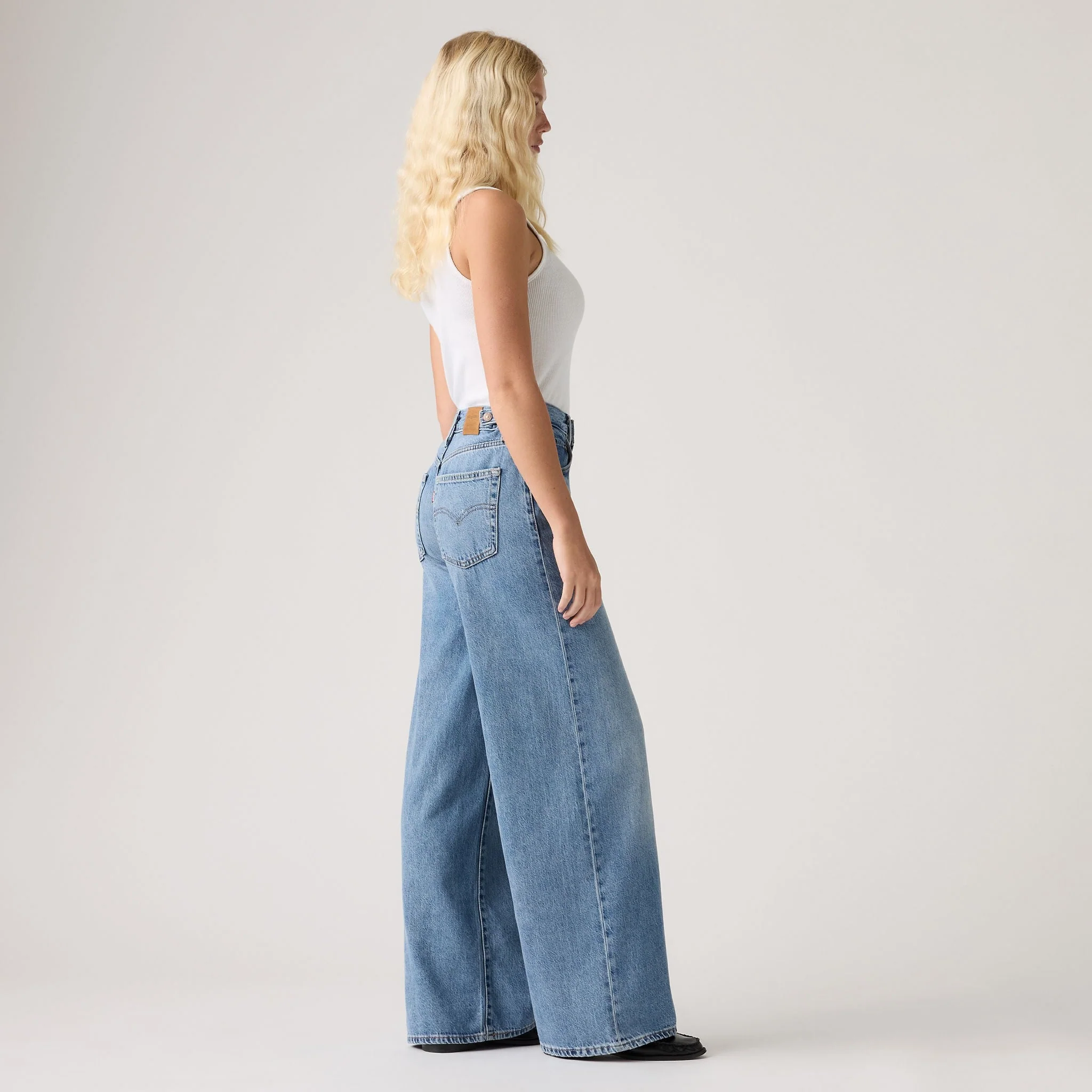 Levi's® Women's Cinch Wide-Leg Jeans - Image 4