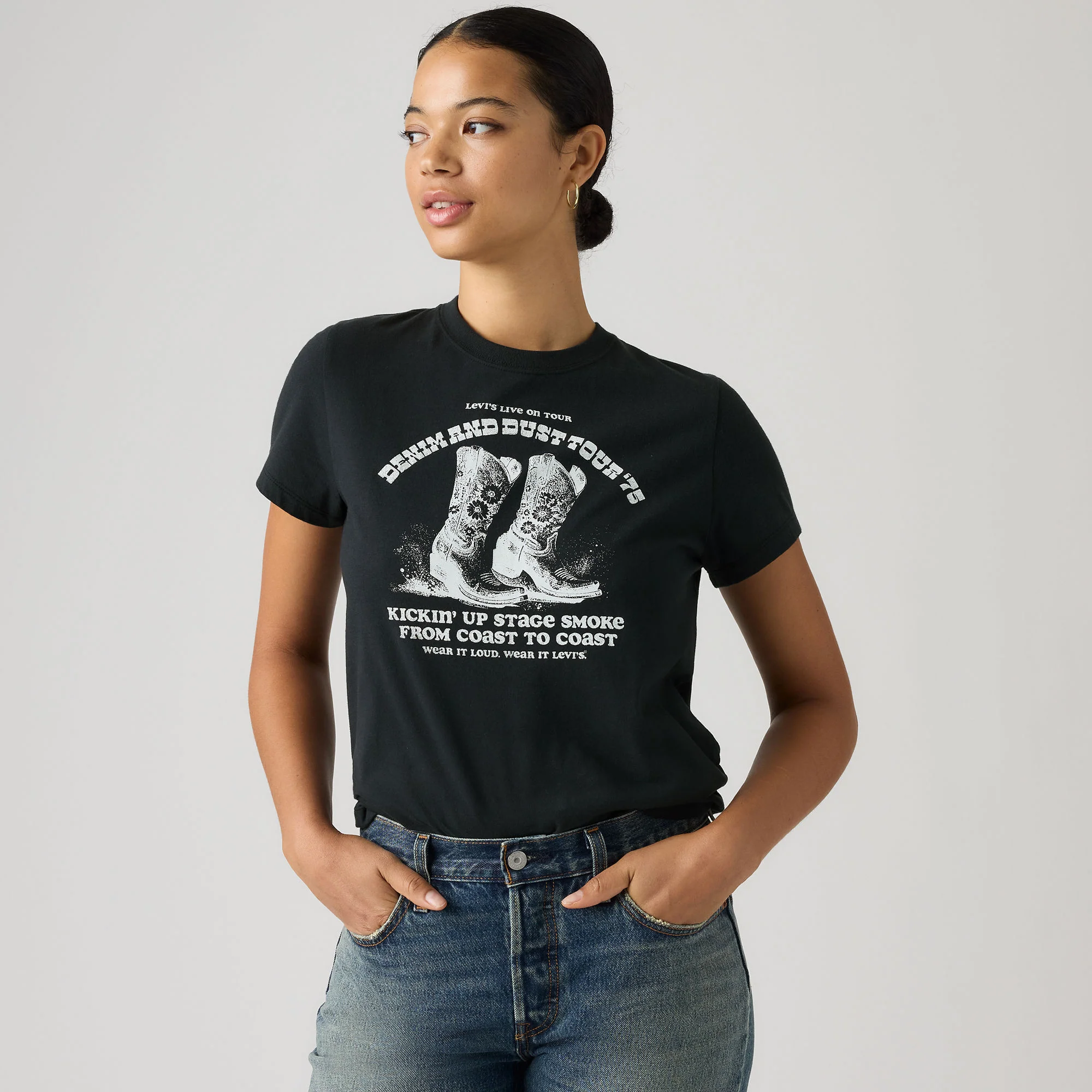 Levi's® Women's Graphic Favorite Tee