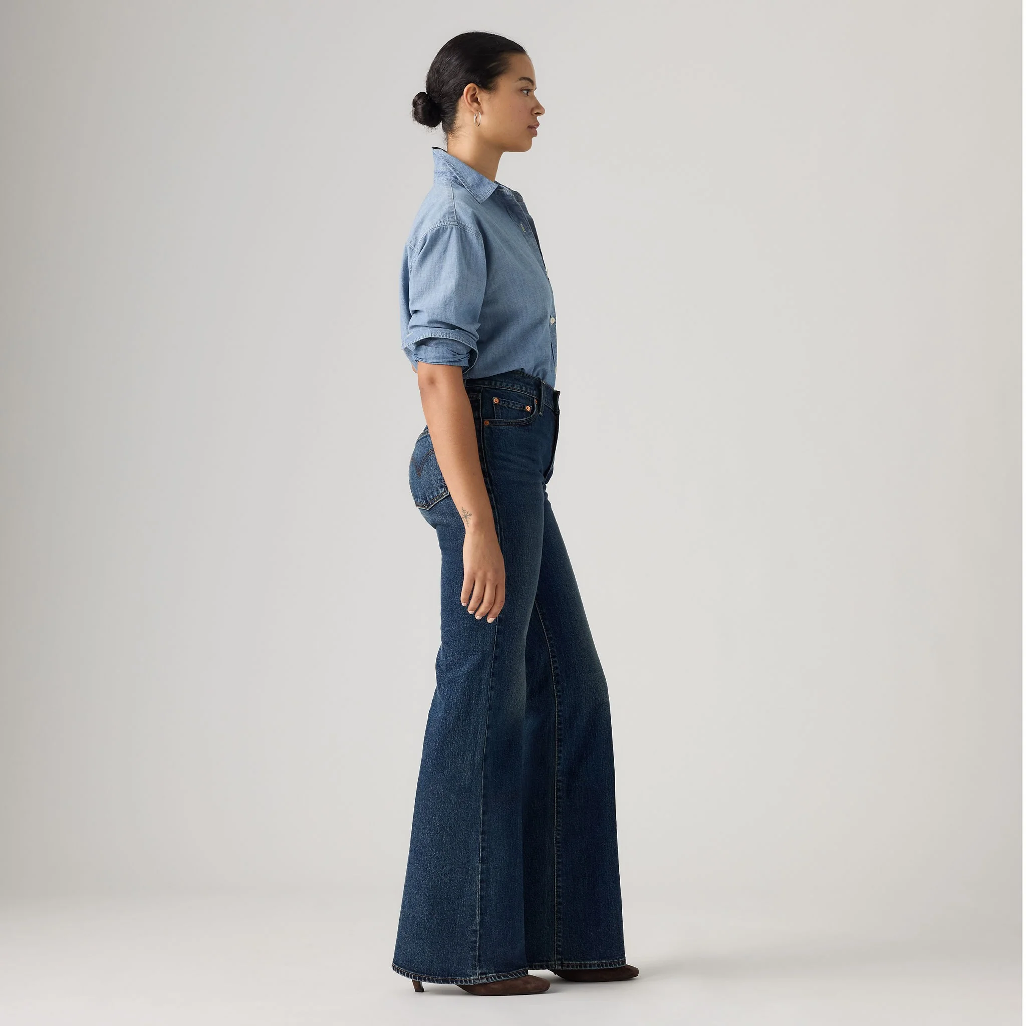 Levi's® Women's Ribcage Flare Jeans - Image 3