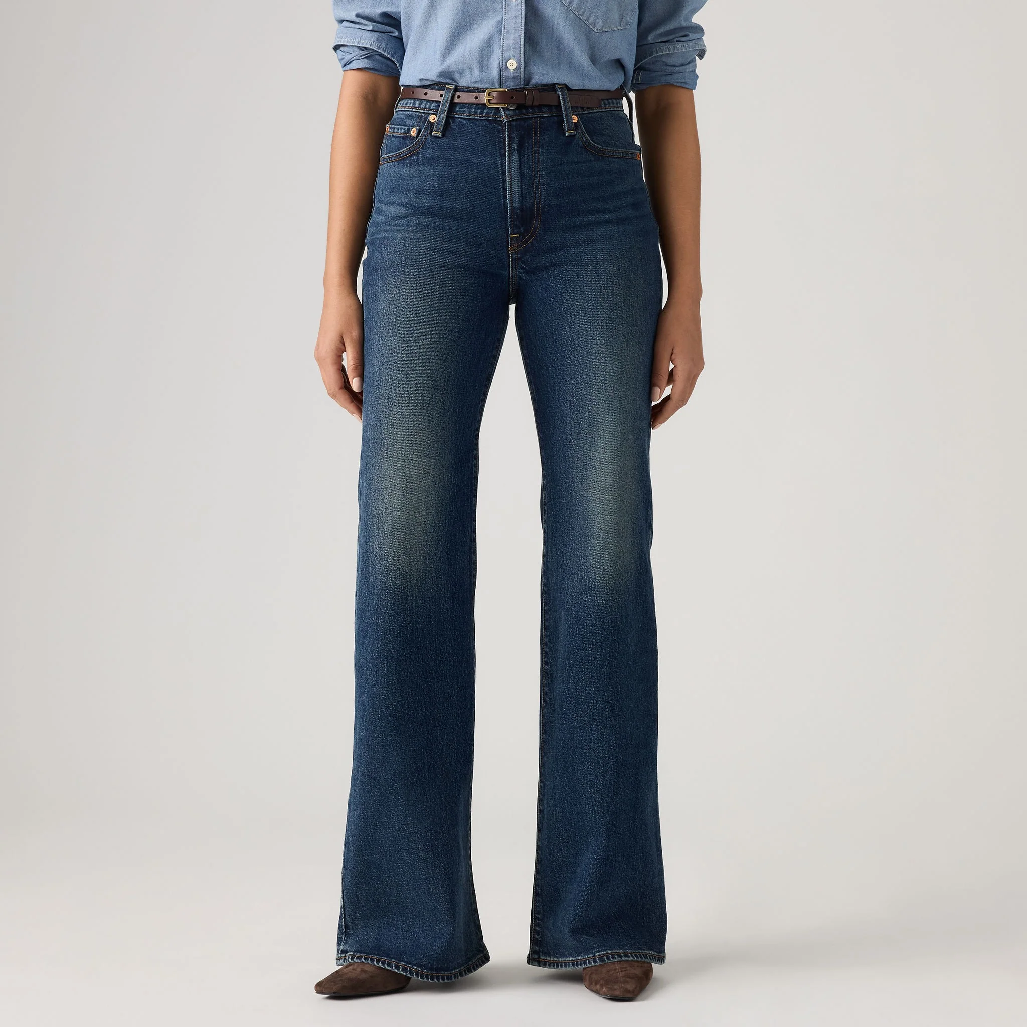 Levi's® Women's Ribcage Flare Jeans - Image 5