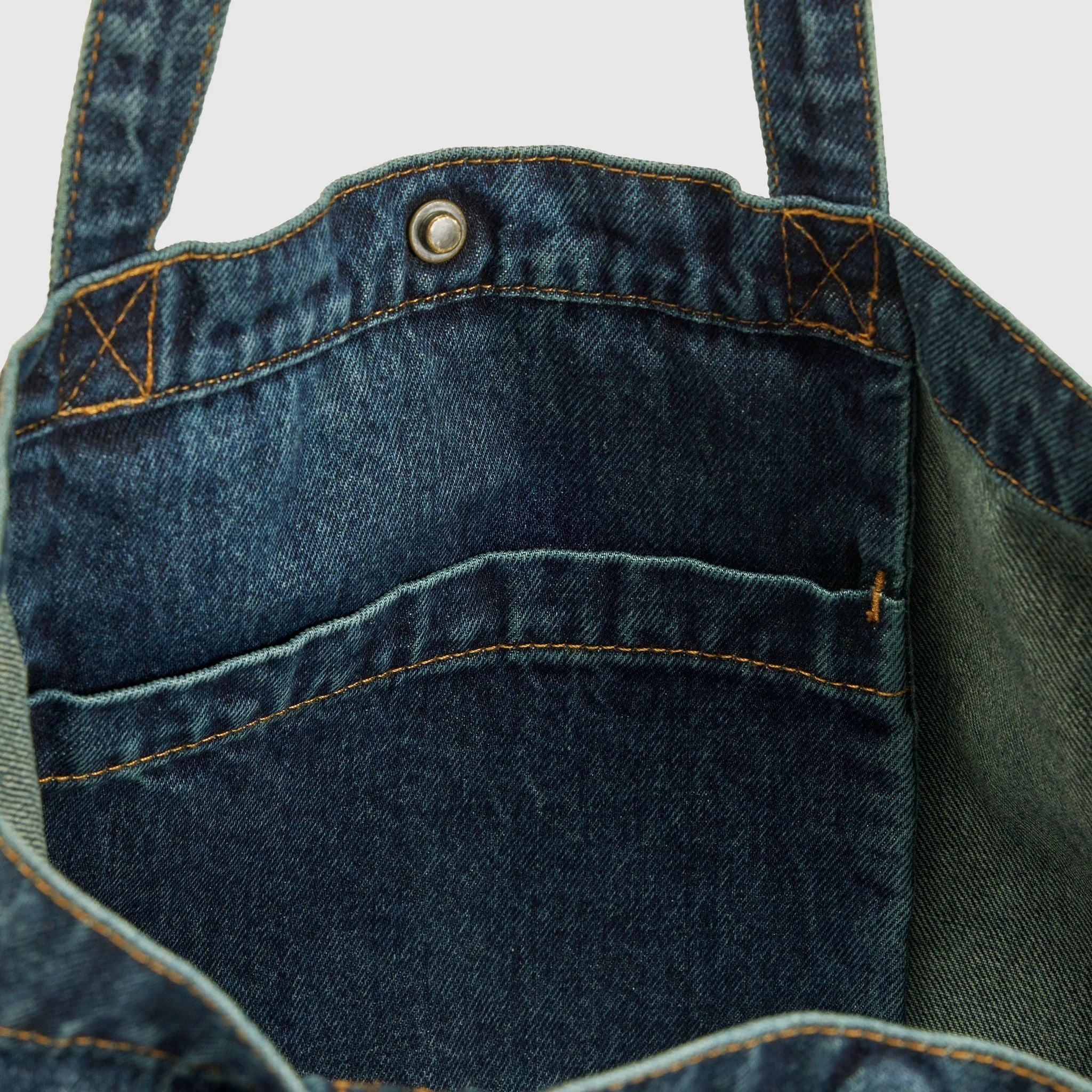 Levi's® Women's Tote - Image 5