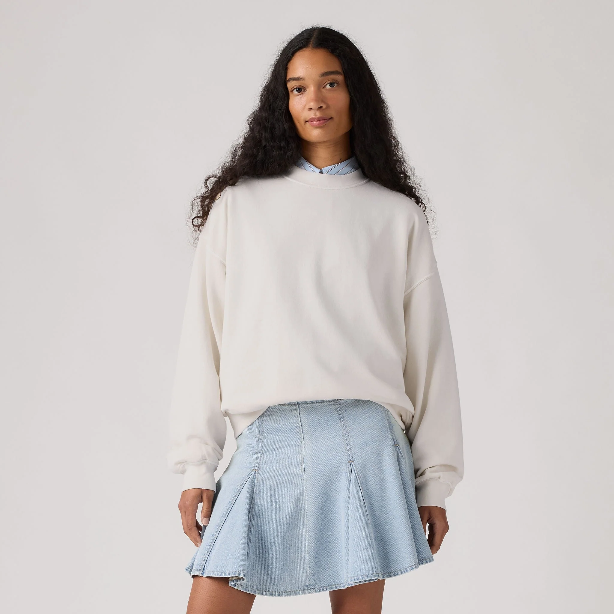 Levi's® Women's Vintage Boxy Sweatshirt - Image 3