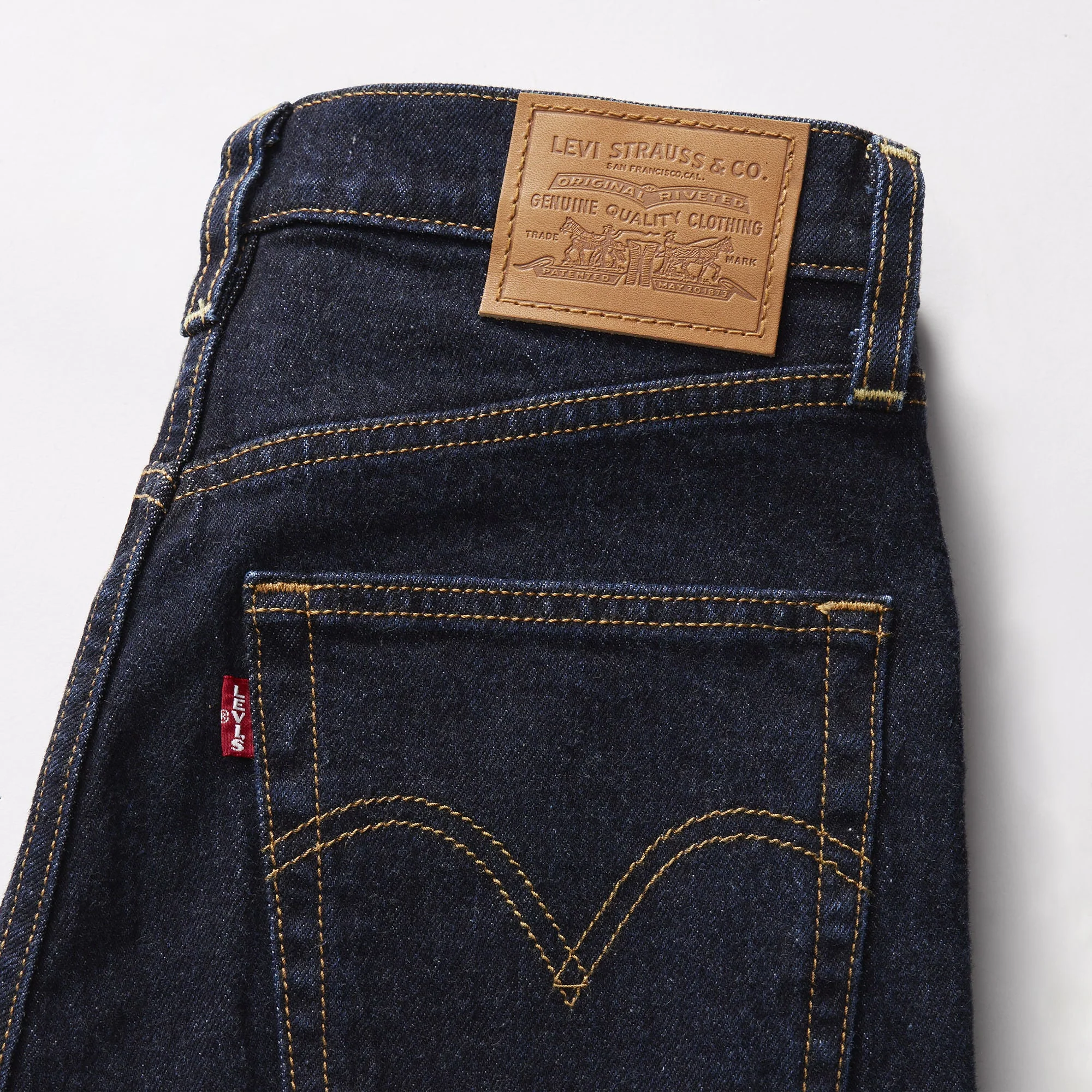 Levi's® Women's Ribcage Full-Length Jeans - Image 14